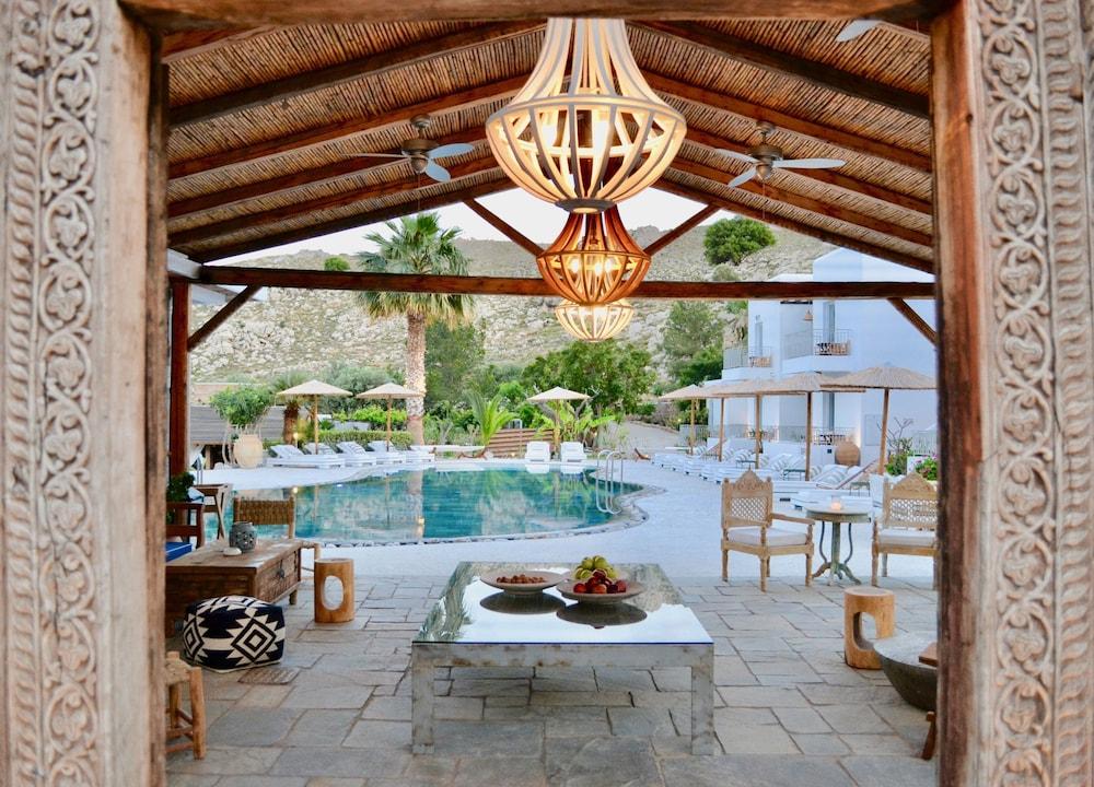 Caesars Gardens & - Adults Only
