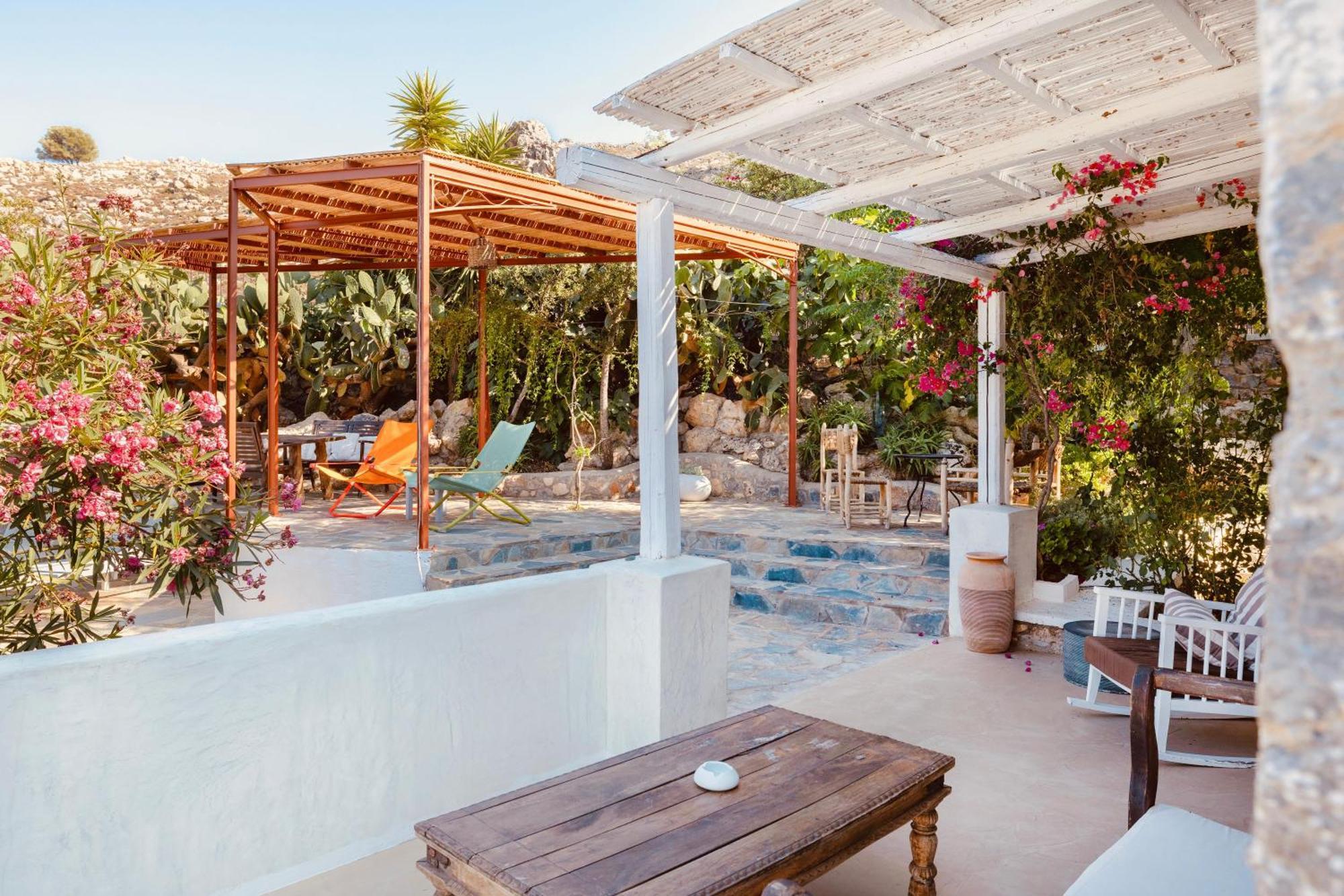 Caesars Gardens & - Adults Only